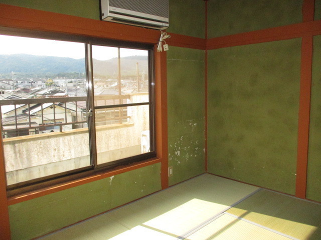 西田中戸建の子供部屋