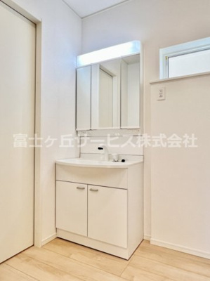 【独立洗面台】 | 沼津市沢田町 新築一戸建て 3号棟 | 独立洗面化粧台付き