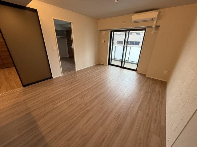 Refisia箕面船場の居間・リビング