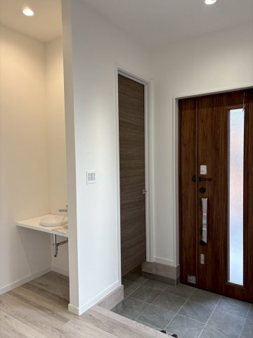 西宮市苦楽園四番町の玄関