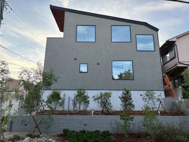 西宮市苦楽園四番町