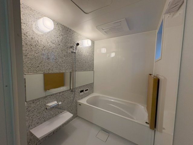 西宮市苦楽園四番町の浴室