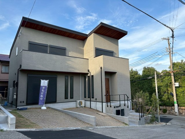 西宮市苦楽園四番町の外観