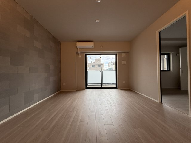 Refisia箕面船場の居間・リビング