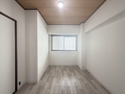 【洋室】 | 日商岩井京橋ハイツ