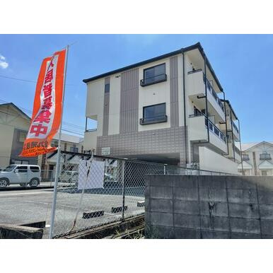 熊本市南区御幸笛田１丁目の賃貸マンションの外観