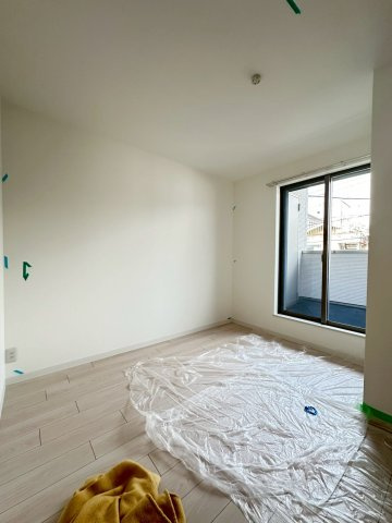 クリエオーレ南正雀の洋室