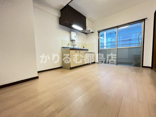 都島岡本マンションの居間・リビング