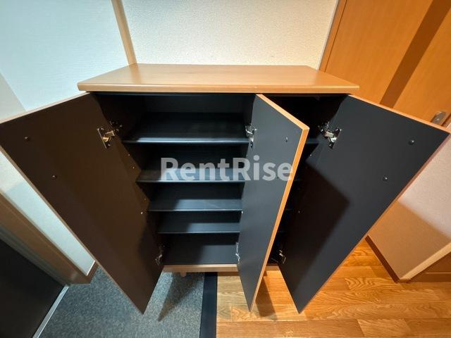 プランドールテラ|下駄箱