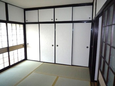 松江東アパートの和室