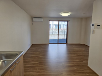 【居間・リビング】 | KKアパート | 14帖のお部屋！