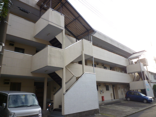 マンションコーポ陣の外観