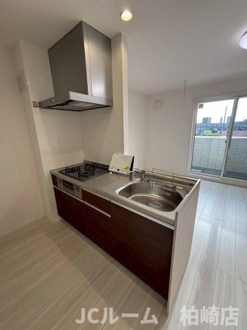 柏崎市豊町のアパートのキッチン