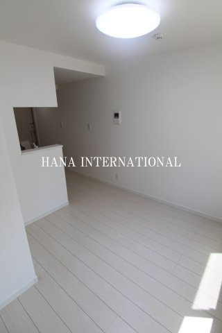 プレシャス市川南の洋室