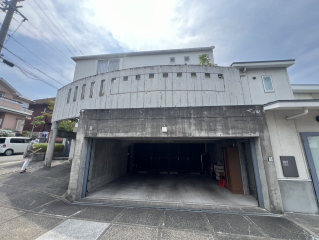 和歌山市関戸4丁目・中古戸建・54697の駐車場