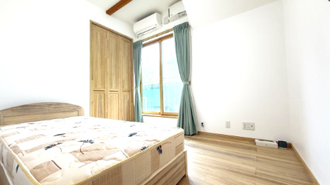 中古住宅　裾野市十里木別荘（nattoku住宅施工）の玄関