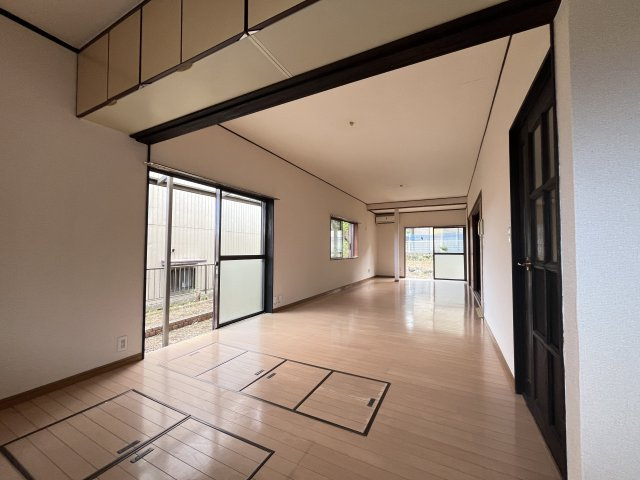 中古住宅　揖斐川町上野の居間・リビング