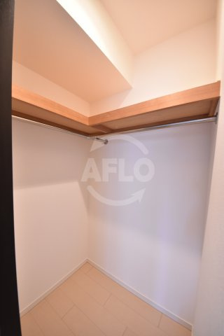 シティタワー堀江　堀江小学校区の収納|シティタワー堀江　ウォークインクロゼット