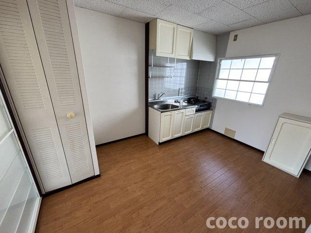 サンビレッジ　B棟の居間・リビング