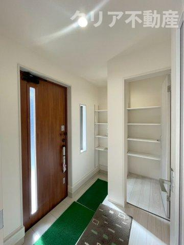 【玄関】 | 高崎市石原町第24　2号棟