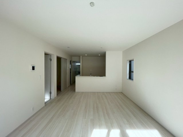 【居間・リビング】 | 高崎市石原町第24　2号棟