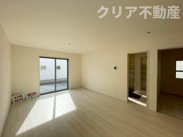 【居間・リビング】 | 高崎市石原町第24　2号棟