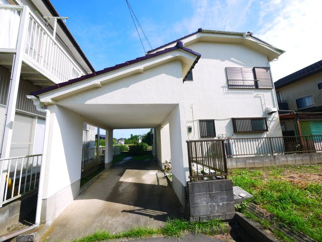 長生郡長生村岩沼　中古戸建の外観|平成7年9月築３DK 2階にもトイレありJR外房線八積駅徒歩約12分2階洋間8帖 軽自動車は2台可能