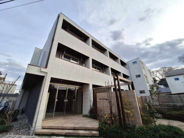 Belle cascade Akabane