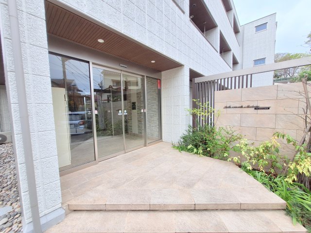 Belle cascade Akabaneのエントランス