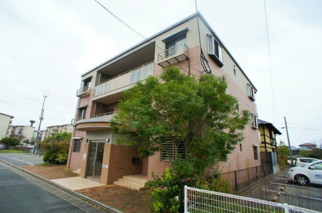 プレリュード【キャッシュバック対象物件】の外観|建物外観を気になさる方へ、見た目の良い物件です