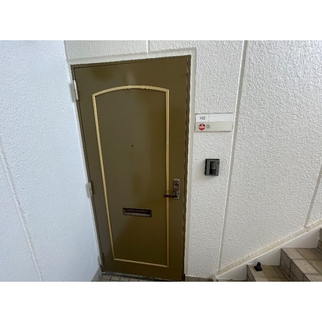 マルスハイツ大原の玄関