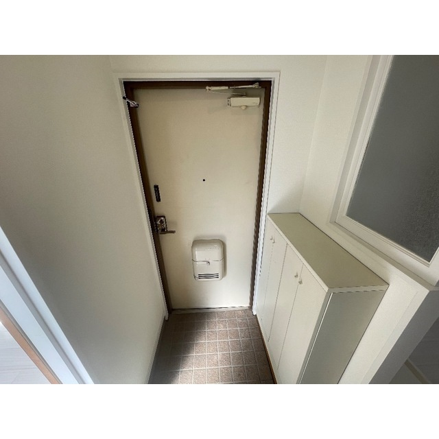 マルスハイツ大原の玄関