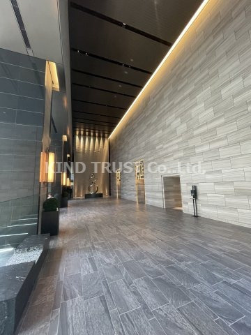 ブランズタワー梅田Northのエントランス|清潔なエントランスです