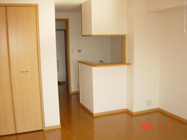 エスポワール参番館の居間・リビング