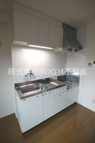 グランデハイツ平江のキッチン|コンパクトなキッチンで掃除もラクラク