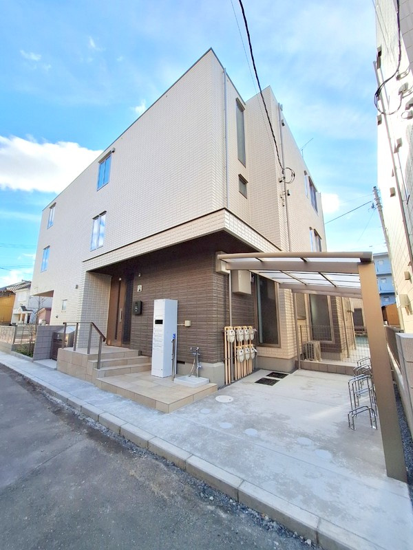メゾンダイヤーズⅡの外観|★おしゃれな外観です★