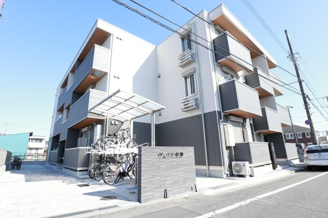 ヴェリテ中神の外観