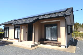 いすみ市新田野　中古戸建の外観|和風2階建5LDK9.2万円賃貸中　平成16年7月築2LDK平家6万円賃貸中 敷地約339坪 