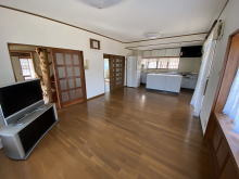 【居間・リビング】 | いすみ市新田野　中古戸建 | 和風2階建5LDK9.2万円賃貸中　平成16年7月築2LDK平家6万円賃貸中 敷地約339坪 