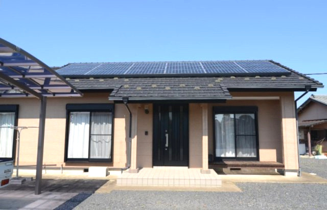 いすみ市新田野　中古戸建の外観|和風2階建5LDK9.2万円賃貸中　平成16年7月築2LDK平家6万円賃貸中 敷地約339坪 