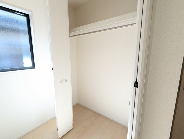北茨城市平潟町　1期の収納|各お部屋に収納があり、お部屋がすっきりとお使いいただけます。