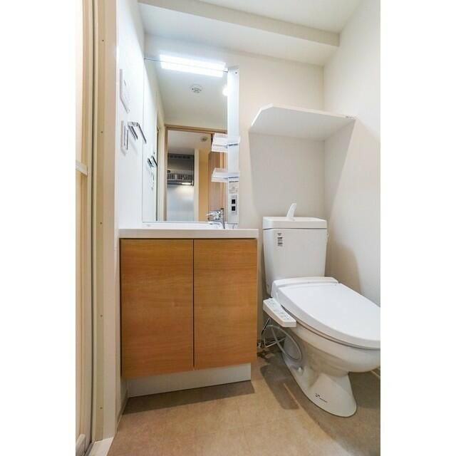 リテラス上野入谷の洗面所