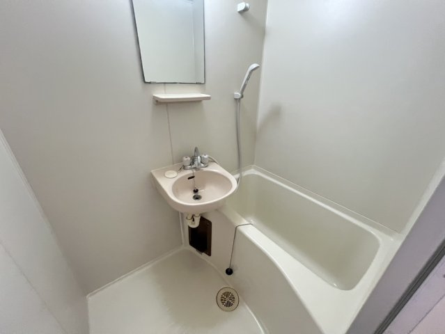 旭が丘伸和ハイツの洗面所