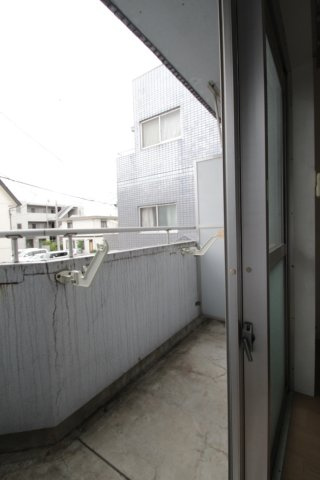 コスモアルタードのバルコニー