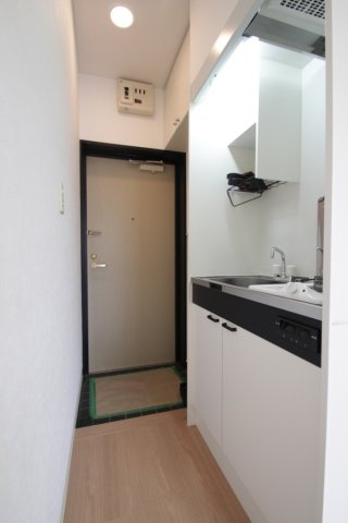 コスモアルタードの玄関