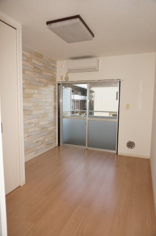 コスモアルタードの居間・リビング