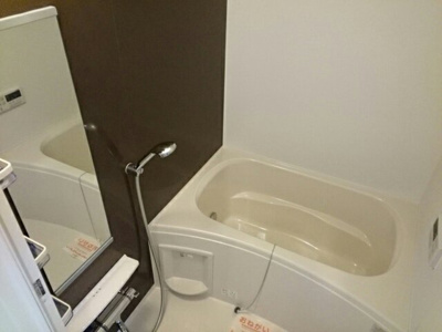 【浴室】 | ベルファミーユ　Ⅱ | コンパクトで使いやすいお風呂です