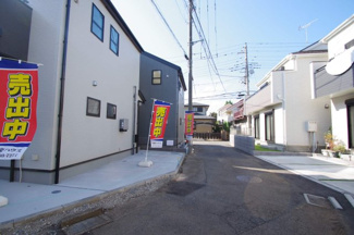 【前面道路含む現地写真】