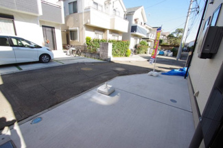 【駐車場】
