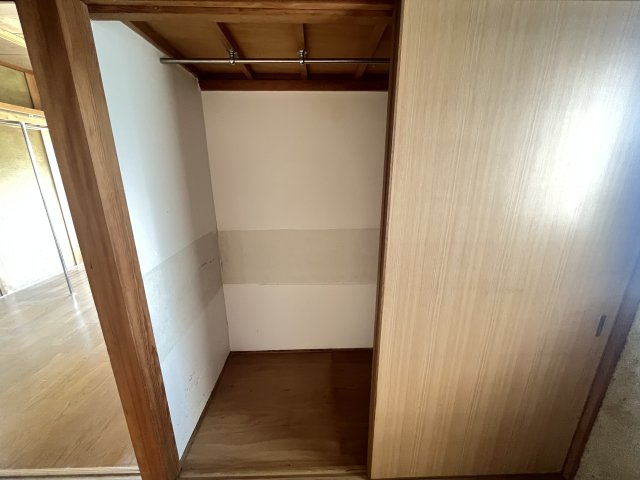 川向町貸家の収納